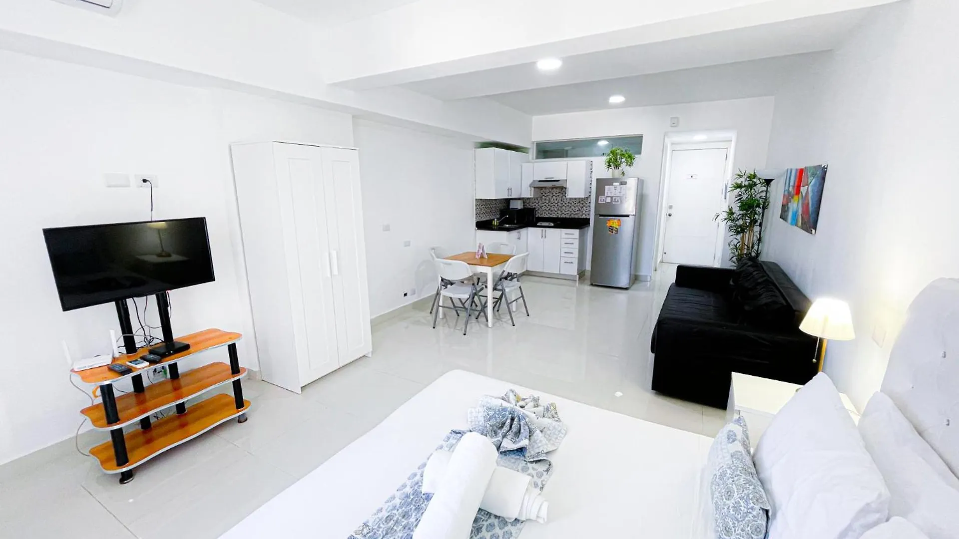 Ducassi Suites Studios Vacation Hotel Rooftop Pool Beach & Spa Punta Cana