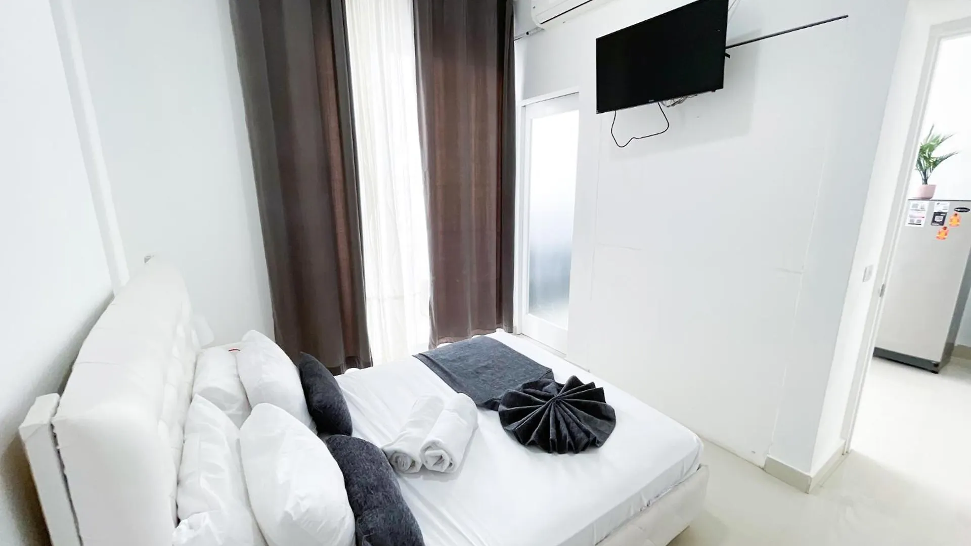 *****  Ducassi Suites Studios Vacation Hotel Rooftop Pool Beach & Spa Punta Cana Dominican Republic