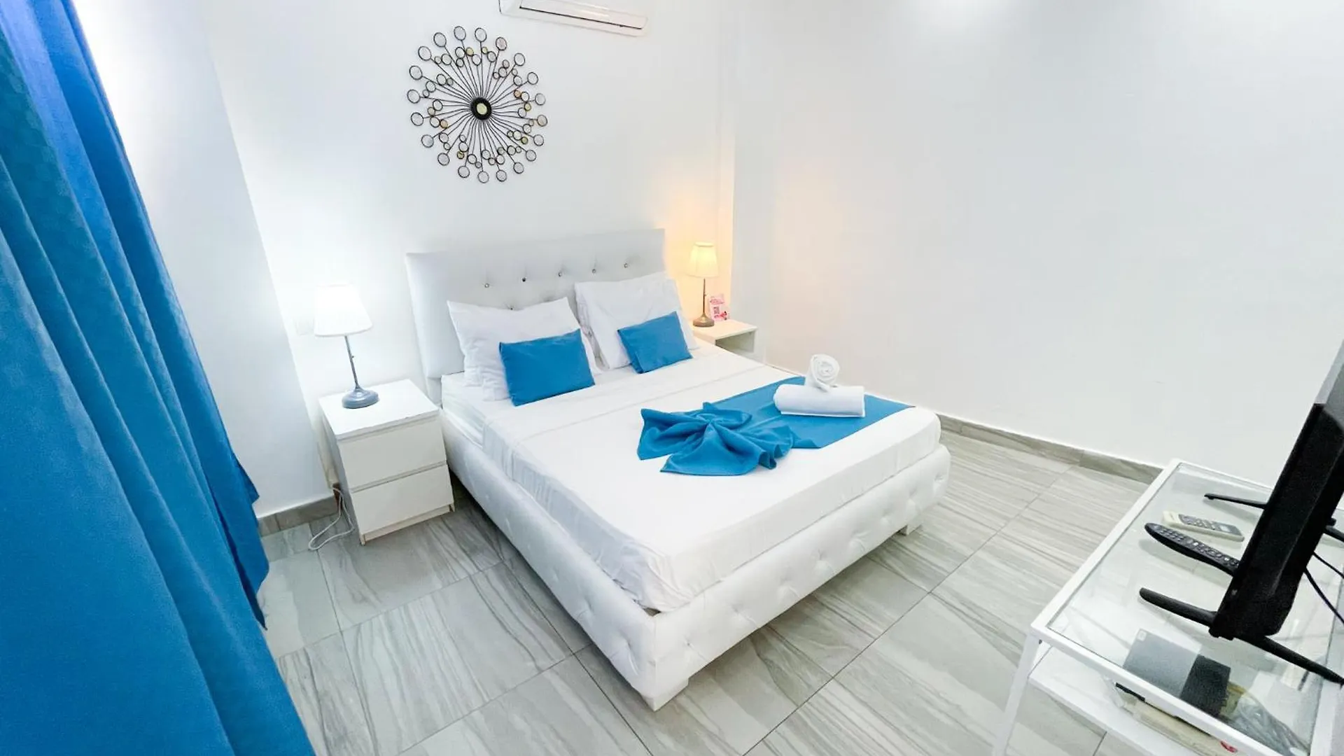 Ducassi Suites Studios Vacation Hotel Rooftop Pool Beach & Spa Punta Cana