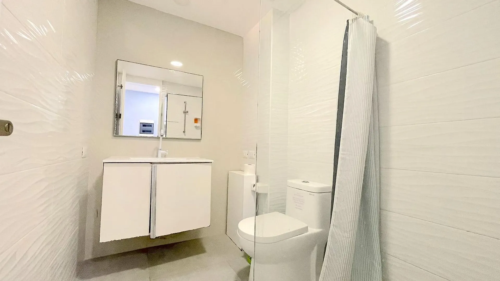 Ducassi Suites Studios Vacation Hotel Rooftop Pool Beach & Spa Punta Cana 5*,